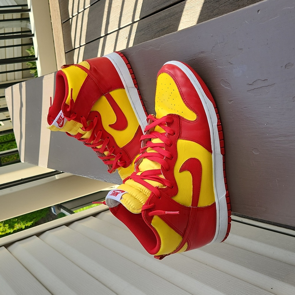 Nike dunk mid customs